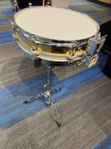 Pearl Free Floating Piccolo Snare 3